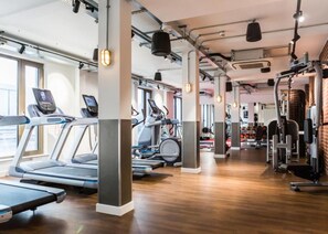 Fitness facility - Student only Modern Studio at White city (London)