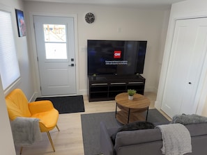 Living area - Bright, Morden & Cozy 1 Bedroom Getaway (St. John's)
