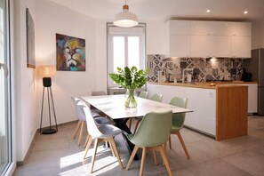 Dining - Charming family house just steps from the sea – 10 people (Les Sables-d´Olonne)