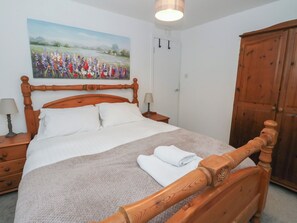 4 bedrooms, individually decorated, individually furnished, free WiFi - Hawthorn (Inveraray)