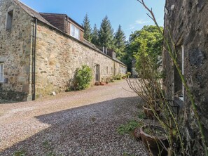 Exterior - Hawthorn (Inveraray)