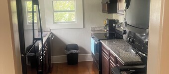 Cozy 1-bedroom apartment in lovely Bonifay with AC 40 miles from beaches