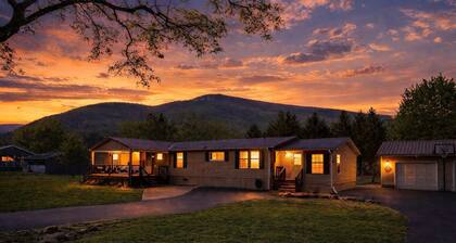 Single-level, River Access, Fire Pit & Game Room