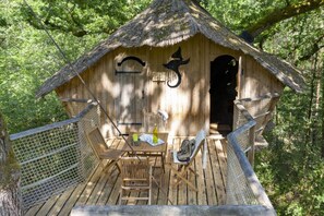 Outdoor dining - Tree-house Forest Camp 4p (Pierrefitte-sur-Sauldre)