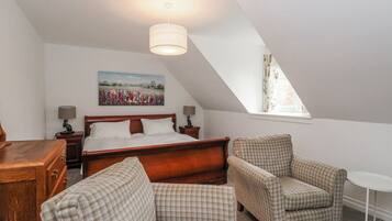 1 bedroom, individually decorated, individually furnished, free WiFi