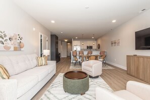 Smart TV - NEW Pet Friendly Condo Walk to Shops Near Beaches (Rehoboth Beach)