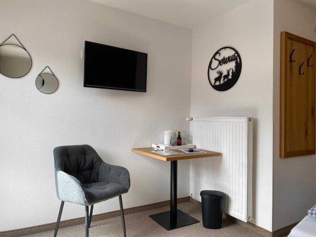 Double Room, Balcony, Garden View | Interior