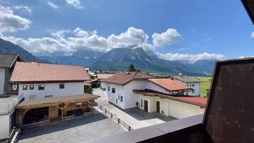 Kamar Double, balkon, pemandangan kebun | Halaman properti