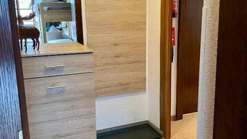 Kamar Quadruple Keluarga, balkon, pemandangan kebun