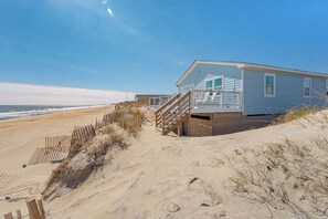 Exterior - JL #838 | Deja View | Oceanfront | Ocean Views (Kill Devil Hills)