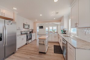 Fridge, microwave, oven, stovetop - JL #838 | Deja View | Oceanfront | Ocean Views (Kill Devil Hills)