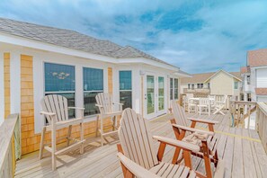 Terrace/patio - JL #261 | The Beach House | Oceanfront | Ocean Views (South Nags Head)