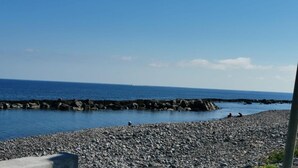 Nær stranden