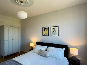 Apartamento, 1 quarto | Ferros/tábuas de passar roupa, Wi-Fi de cortesia, roupa de cama