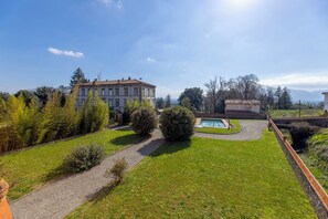 Property grounds - Exclusive Villa with two Pools and private garden (Capannori)