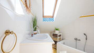 Hair dryer, towels