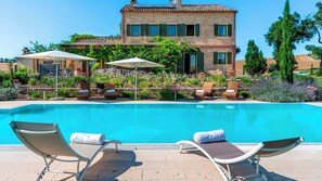 Pool - Casa Sant'Elia 7+3, Emma Villas (Filottrano)