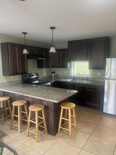 Charming 1-bedroom apartment with AC in Bonifay 40 miles from beaches.