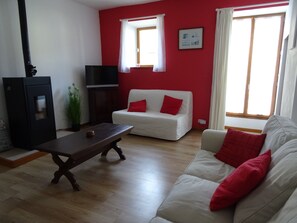 Fireplace, DVD player, table tennis