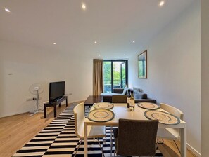 Dining - Prime Balham Balcony Apartment (Greater London)