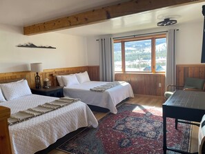 Kahden hengen huone, vuoristonäköala