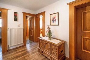 Interior - BARBARA`s Mountain Maisonette - by AlpenLuxus Collection (Aschau im Zillertal)