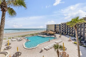 Pool - Hawaiian Oceanfront Resort Condo with Pool (Daytona Beach Shores)