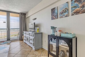 Interior - Hawaiian Oceanfront Resort Condo with Pool (Daytona Beach Shores)