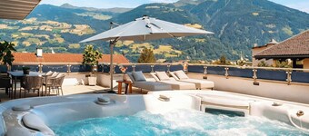 Cloud 9 Penthouse mit Whirlpool by AlpenLuxus