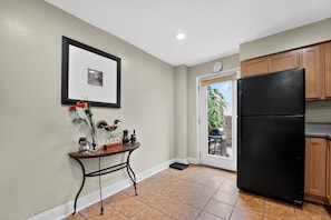 Interior - Walk to Patterson Park | Cozy Canton Retreat (Baltimore)
