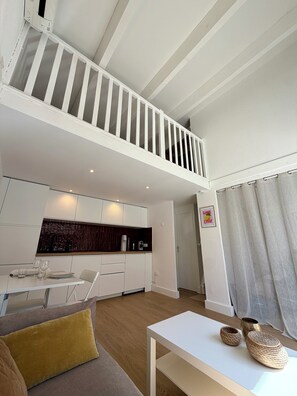 リビング エリア