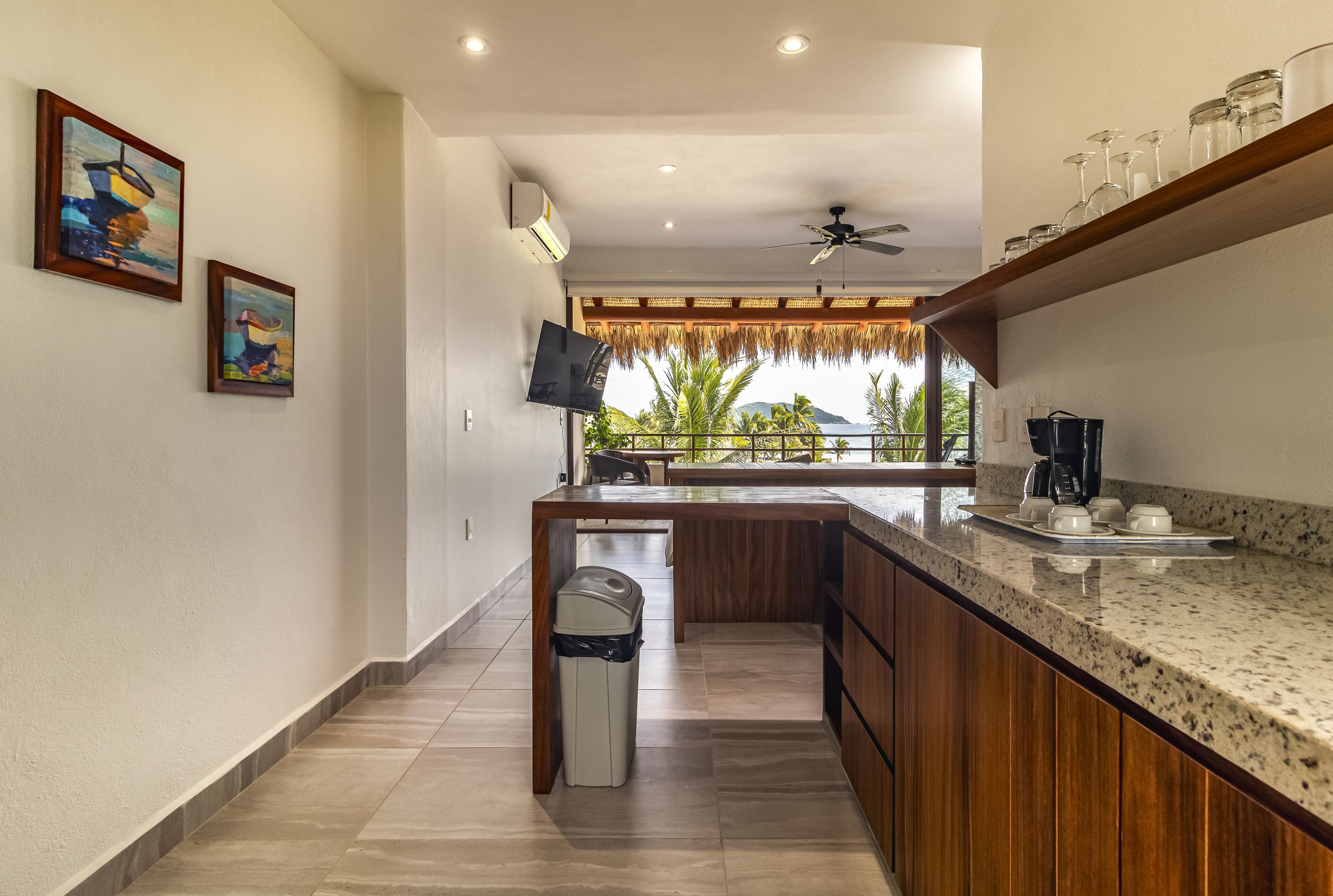 Suite, Sea View | Private kitchen