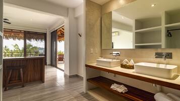 Premium-Suite, 1 King-Bett, Meerblick | Badezimmer