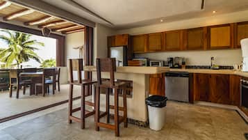 Apartment, Sea View, Ground Floor | Private kitchen