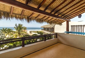 Appartement, piscine privée, vue mer | Piscine privée