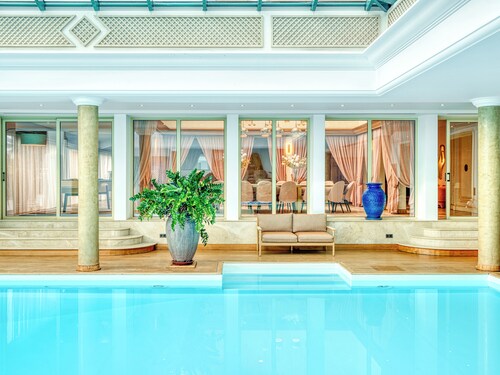 Villa familiale 15 pers: piscine intérieure, spa, océan & Sables d'Olonne