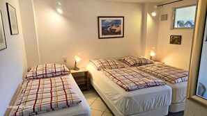 Căn hộ | 2 phòng ngủ, trang bị nội thất với thiết kế riêng biệt 