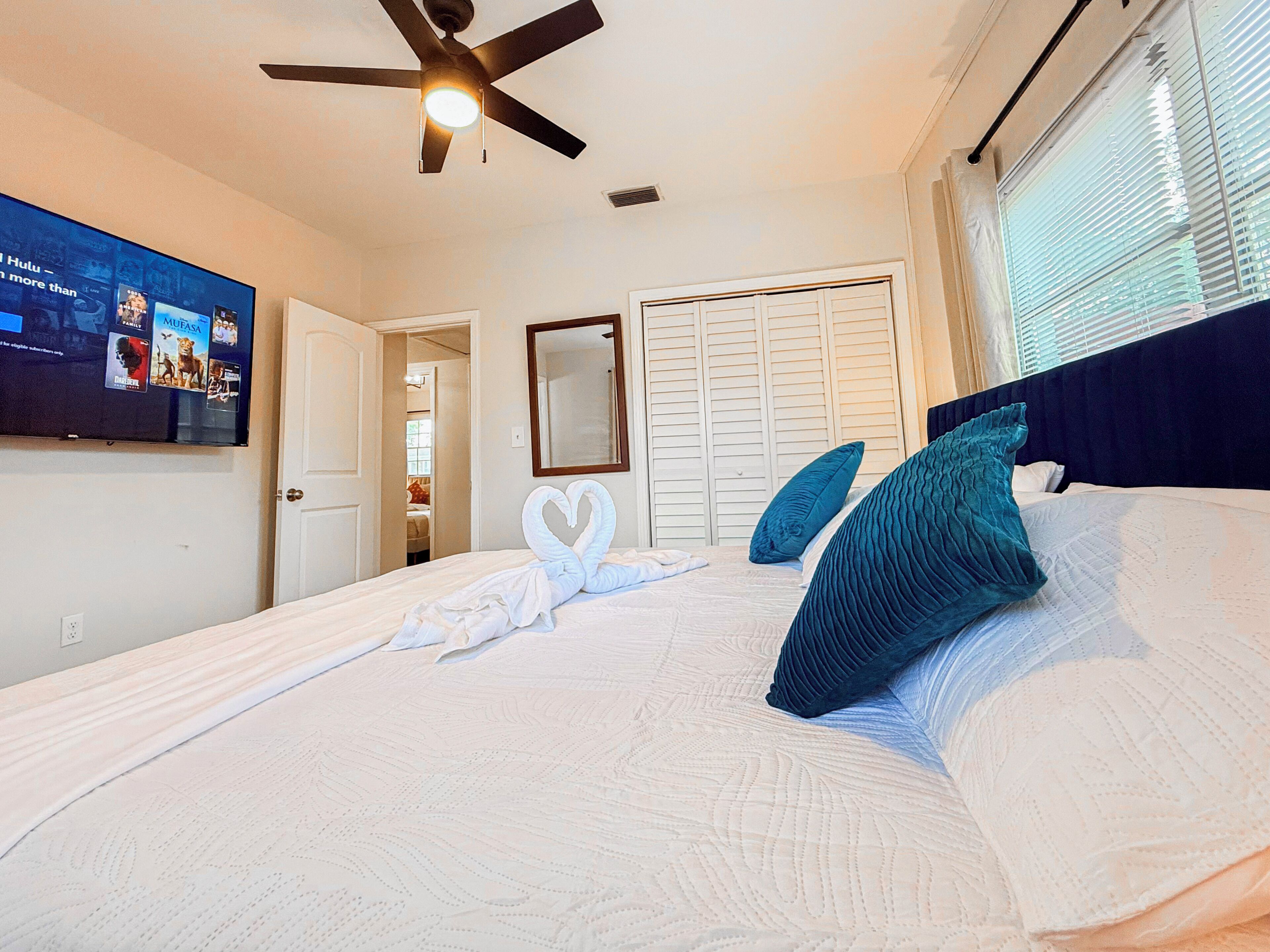 Ultimate Family Getaway: 4br Home With Pool & Games - Winter Haven