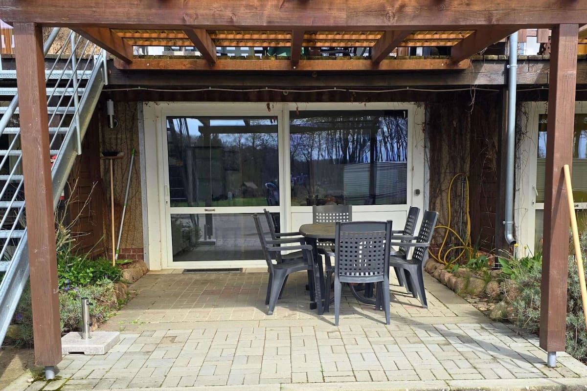 Apartment | Outdoor dining