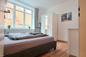 1 bedroom, WiFi, bed sheets - Apartment "2 Zimmer" with Wi-Fi (Neustadt in Holstein)