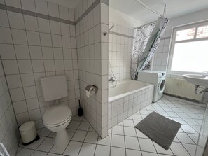 Douche, serviettes fournies
