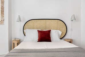 Iron/ironing board, WiFi, bed sheets - Studio Santa Catarina (Lisboa)