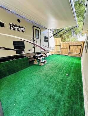 Property grounds - Cozy Rv close to Jax Beach (Jacksonville)