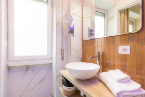 Habitación estándar doble, no fumadores, baño privado | Baño