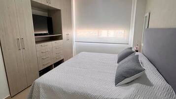 3 quartos, Wi-Fi de cortesia, roupa de cama