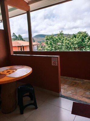 Superior Double Room, Balcony, Mountain View | Dining - Pousada Alforria  (Lavras Novas)