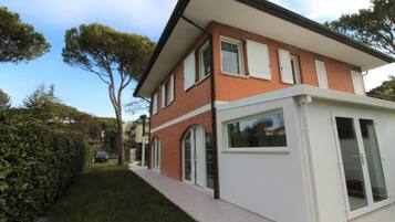 Villa, 3 camere da letto, patio, vista giardino | Esterni