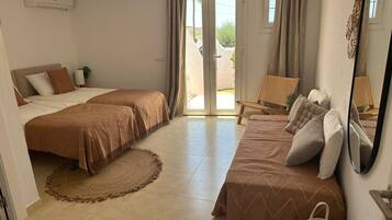 2 chambres, fer et planche Ă repasser, Wi-Fi, draps fournis