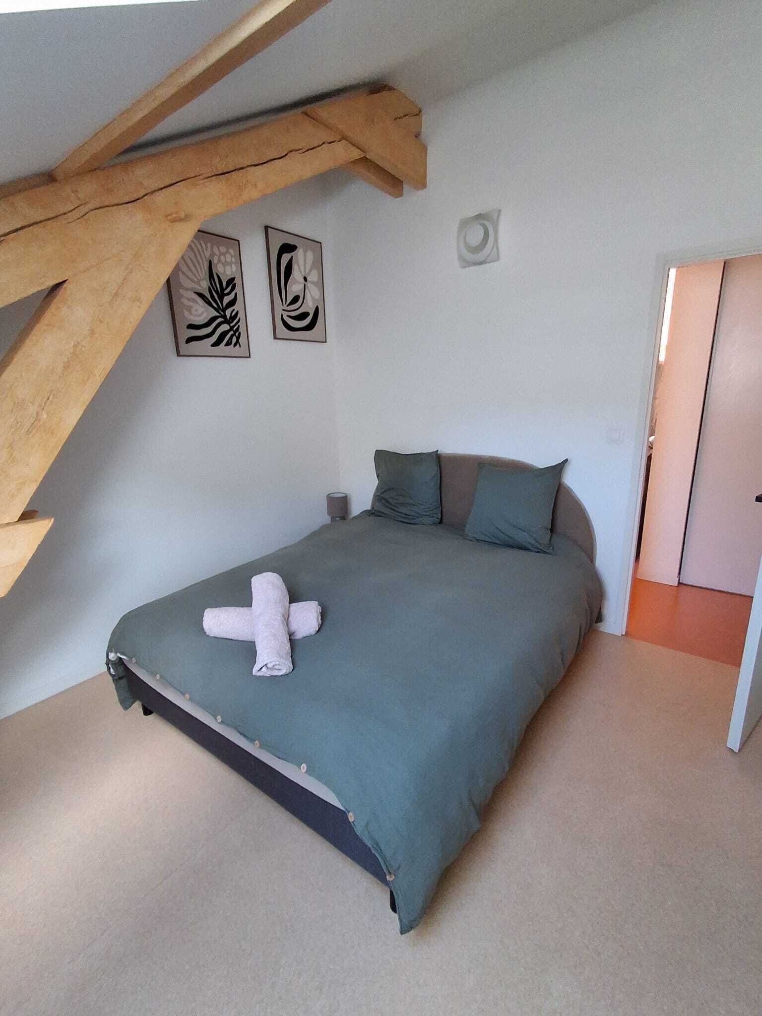 2 bedrooms, WiFi, bed sheets