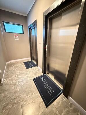 Interior - Apartamento Clean 2 quartos e 2 varandas (Praia Grande)